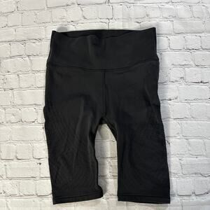 Lululemon biker shorts size 4